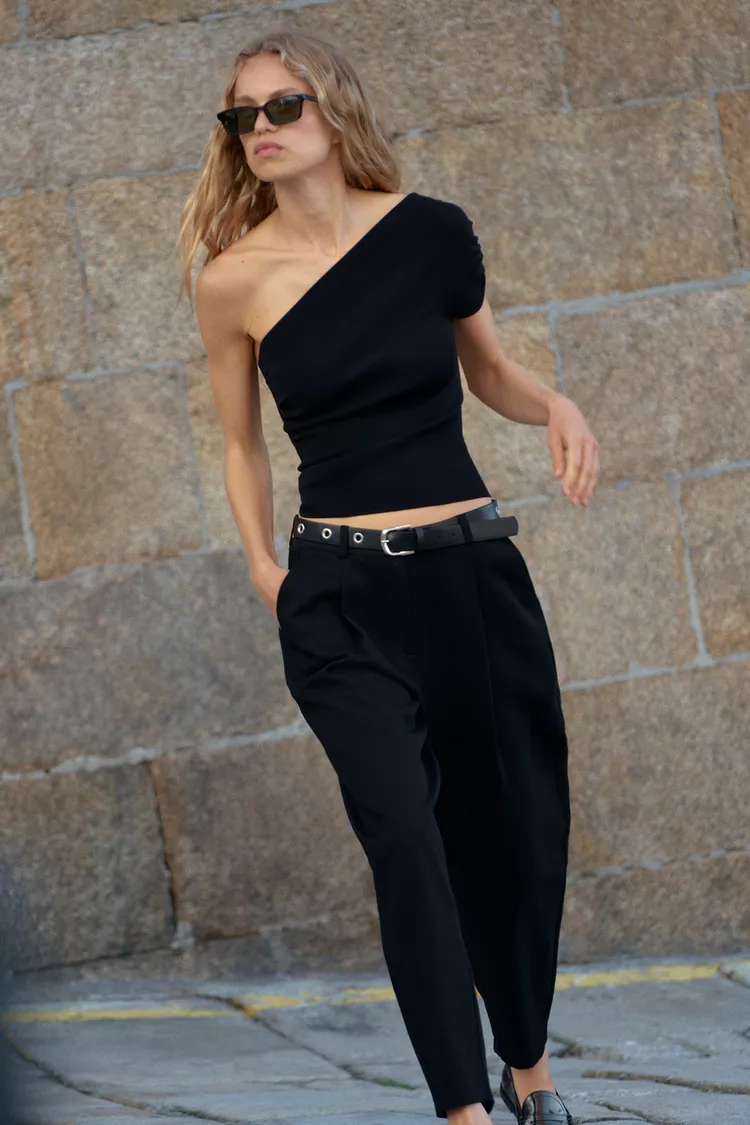 Pleated Pants with Belt